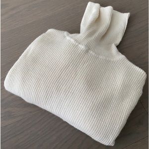 wool uniqlo sweater